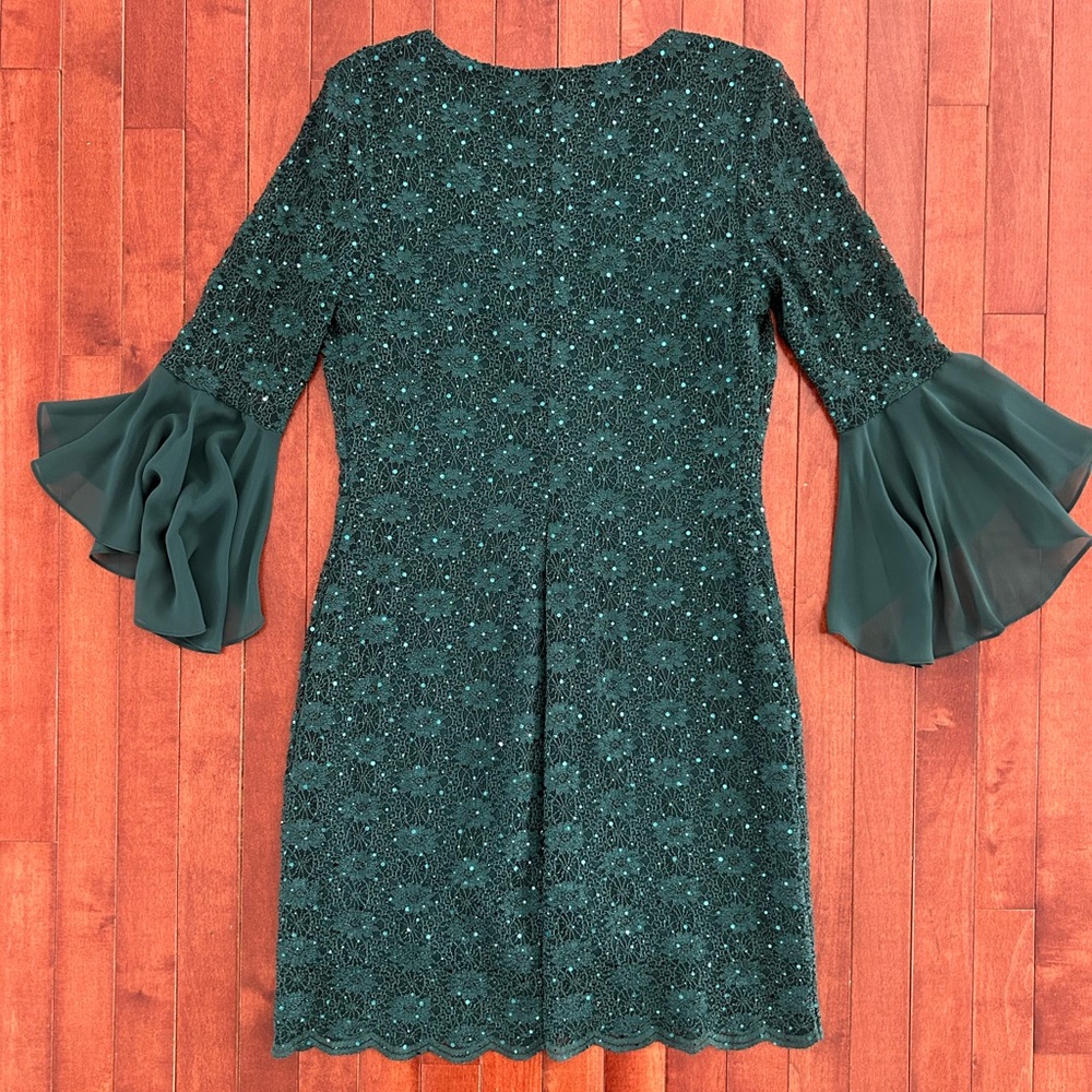 Connected Apparel Emerald Green Long Sleeve Sequin Lace Dress Size 6 - Picture 8 of 8